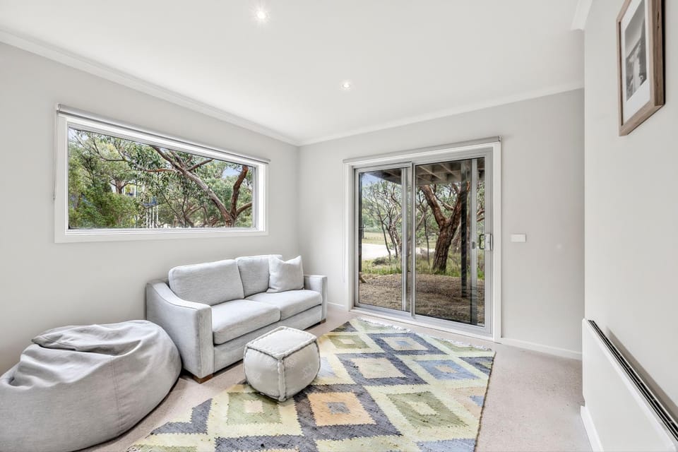 Fairhaven Treetops Lookout House in Aireys Inlet