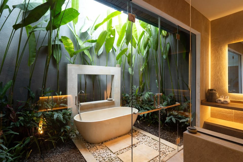 Day, Natural landscape, Garden, Bathroom, Bath