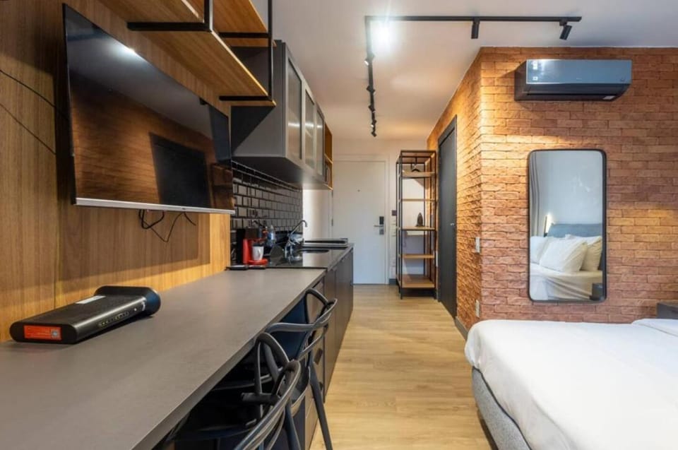 Charming studio in Vila Madalena, 2 minutes from the subway Apartment in Sao Paulo City