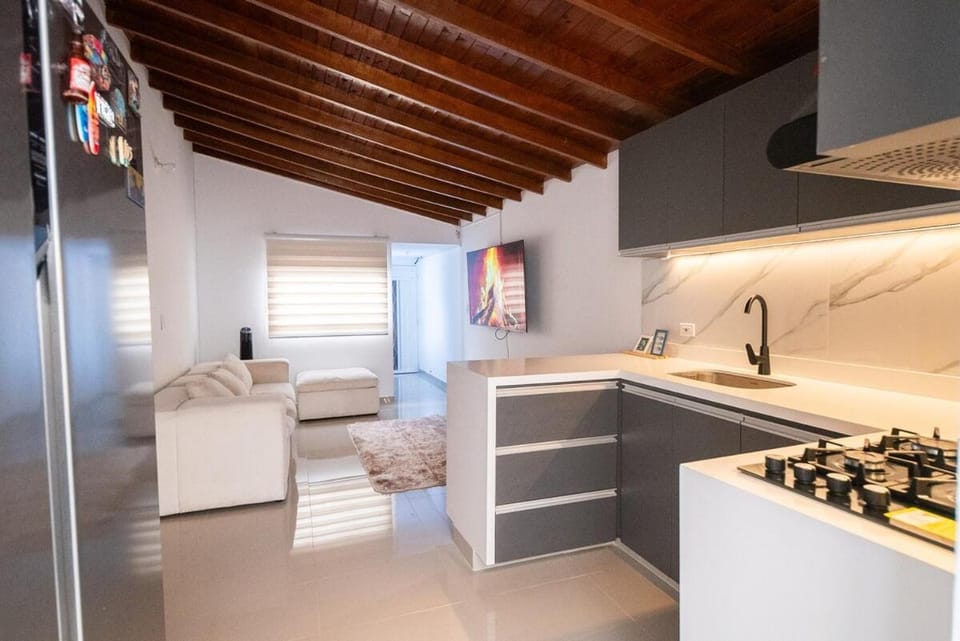 Hermoso Brand New Apartment 7 minutes from Poblado Apartment in Itagüí