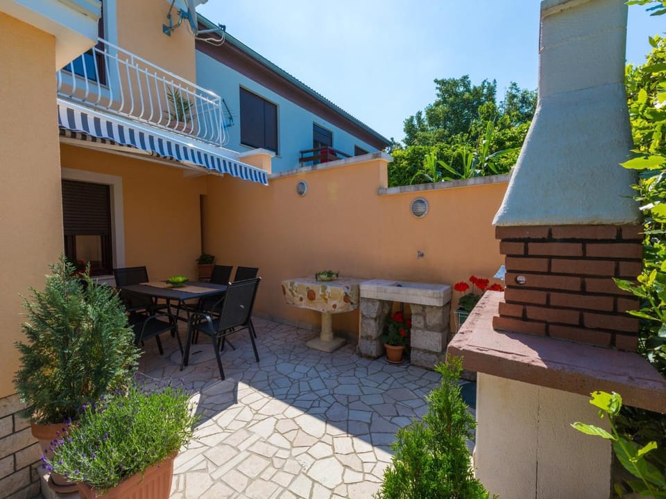 BBQ facilities, Balcony/Terrace