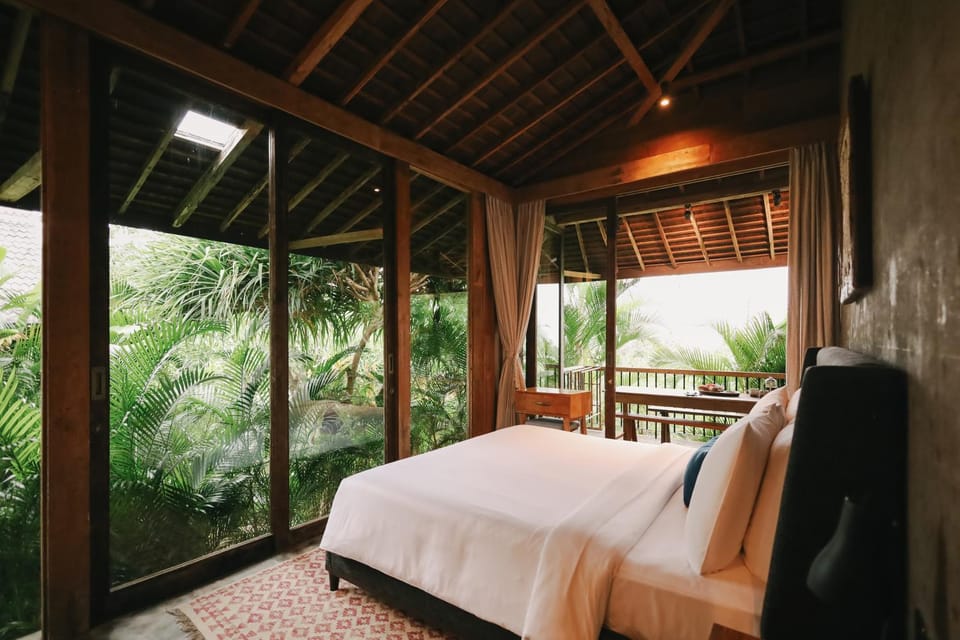 Uluwatu Hale Villa in Bali