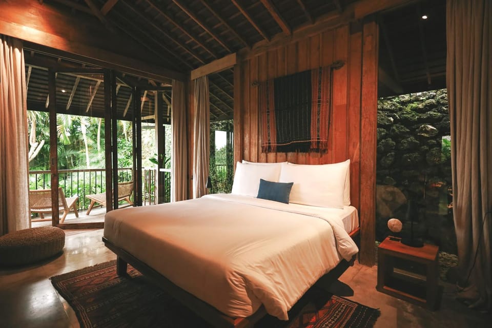Uluwatu Hale Villa in Bali