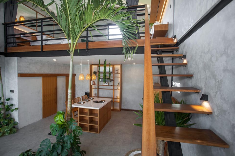 1BR Tropical Villa in Seminyak Pool & Cinema 4 Villa in North Kuta