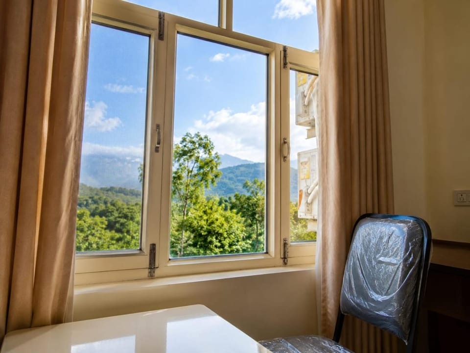 The white range Hotel in Himachal Pradesh