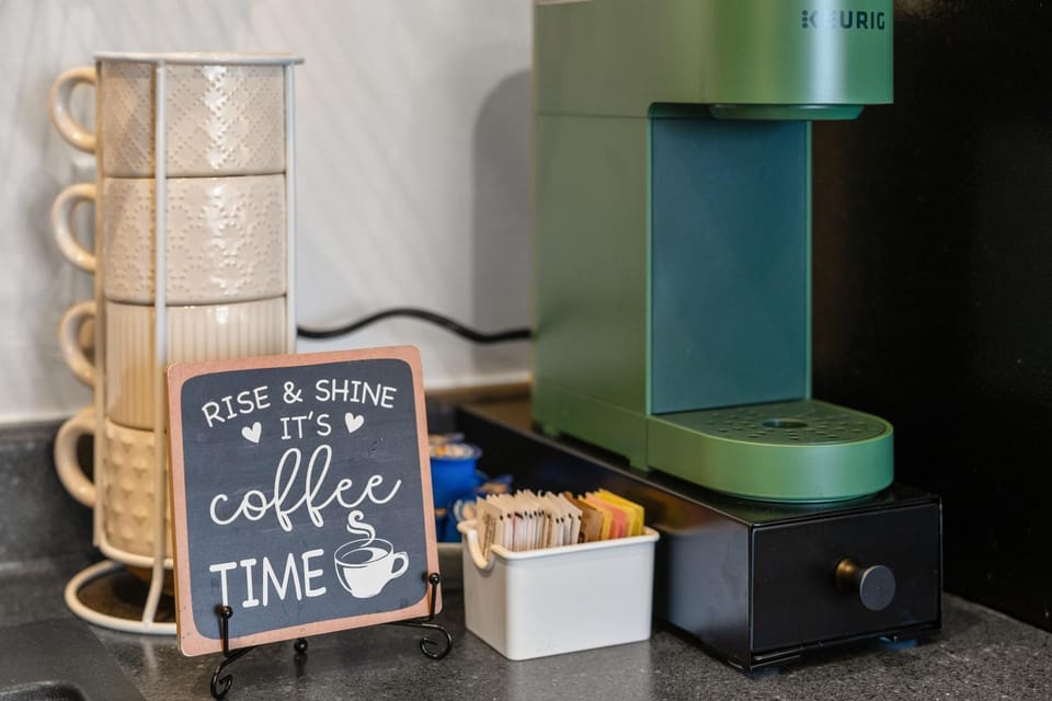 Coffee/tea facilities, Kitchen or kitchenette