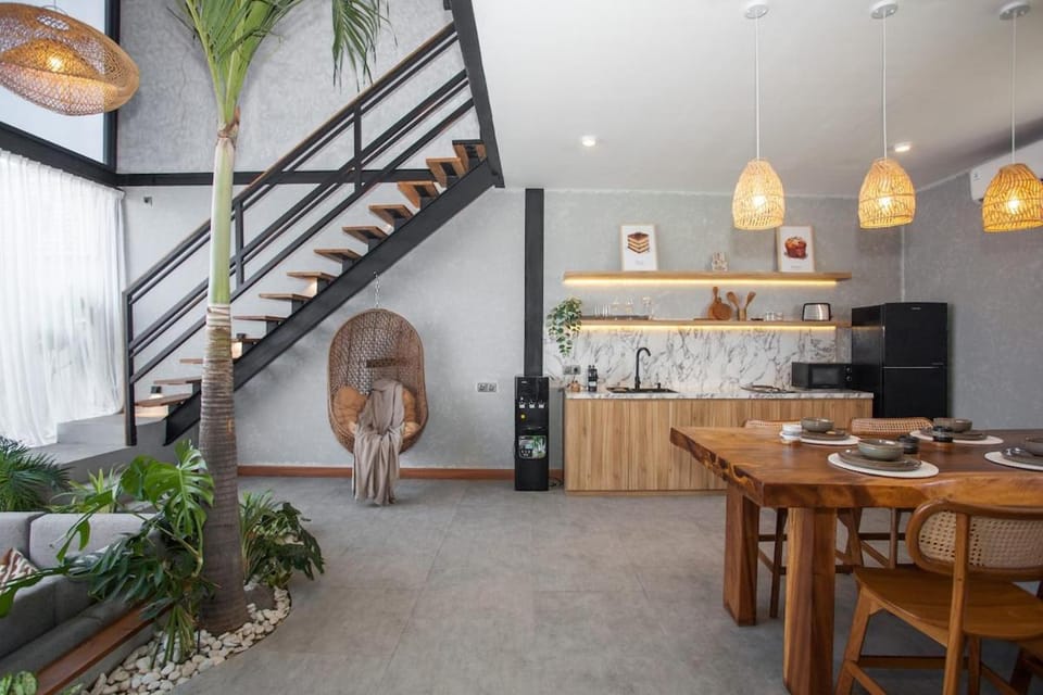 Kitchen or kitchenette, Living room, Dining area
