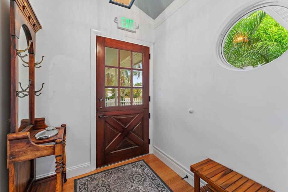 4BR 3 5BA Juno Beach Pool Home House in Juno Beach