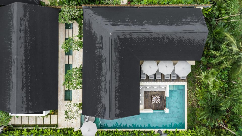 Property building, Swimming pool
