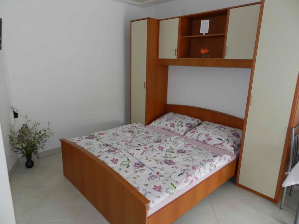 Apartment in Malinska II Apartment in Primorje-Gorski Kotar County
