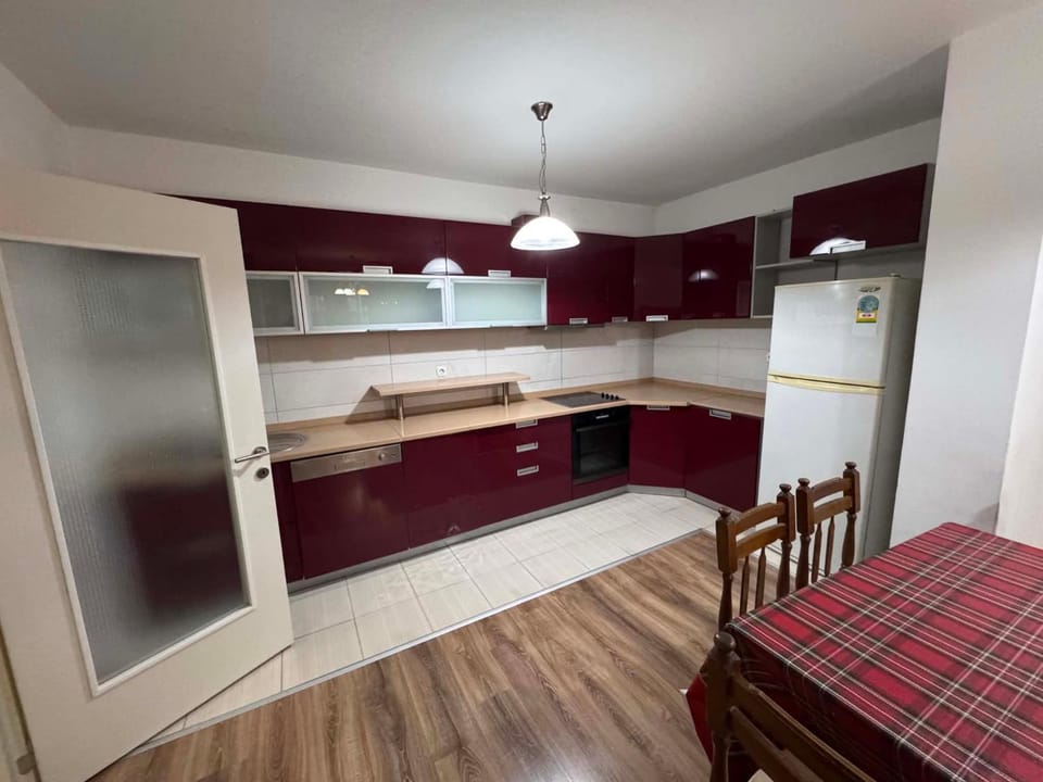 2-Bedroom, 88m2 Apartment near B Street Apartment in Serbia