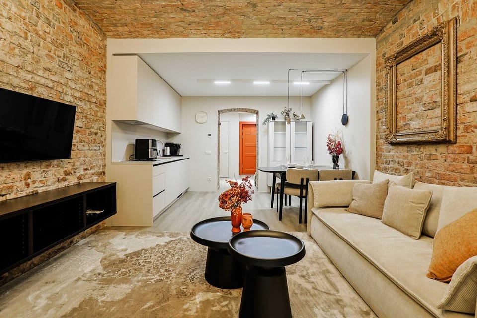 Scheffel Residences Gallery Studio Apartment in Riga