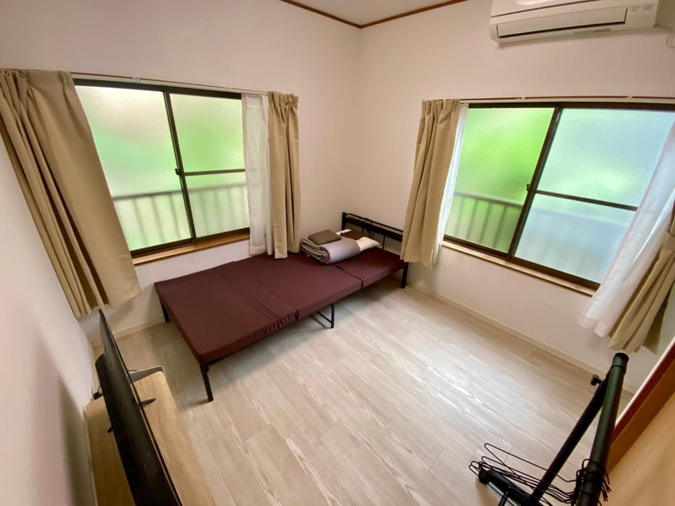 Guest House TETSU Bed and Breakfast in Tokyo Prefecture