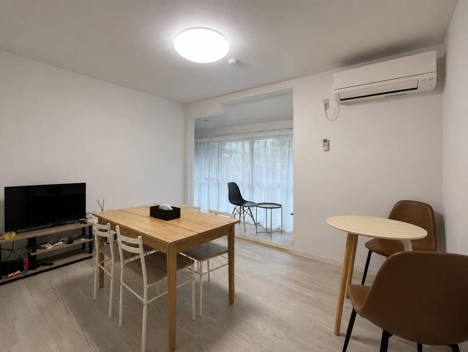 Communal lounge/ TV room, Living room