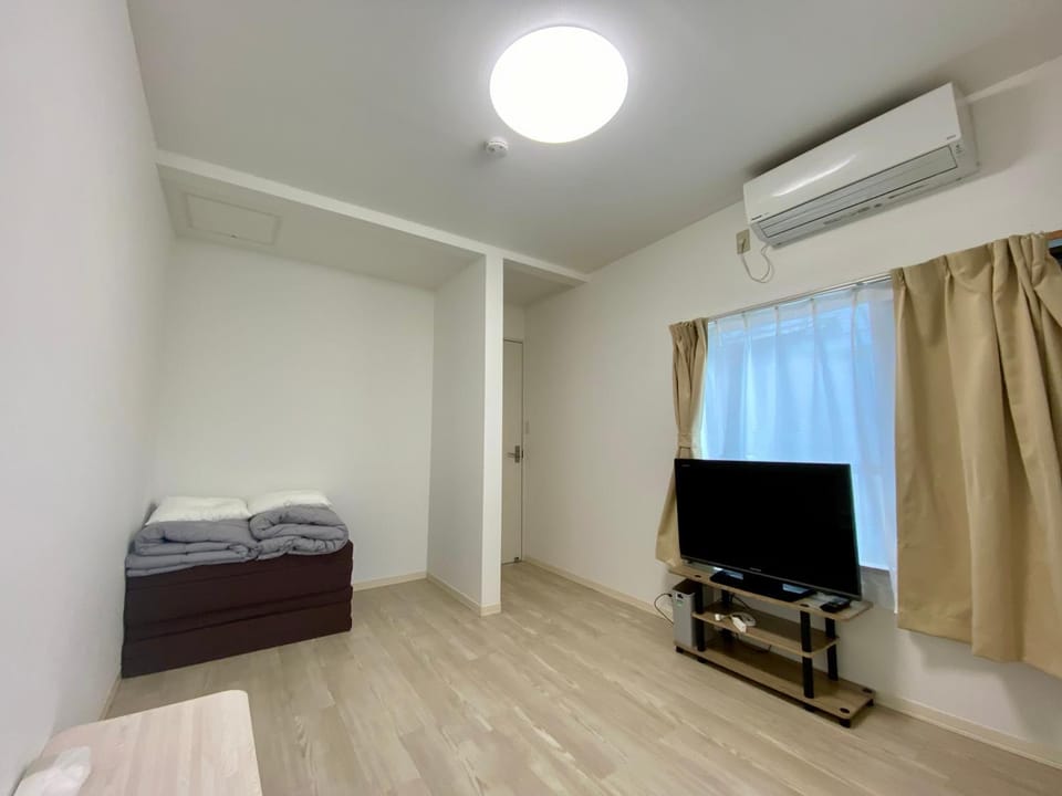 Guest House TETSU Bed and Breakfast in Tokyo Prefecture