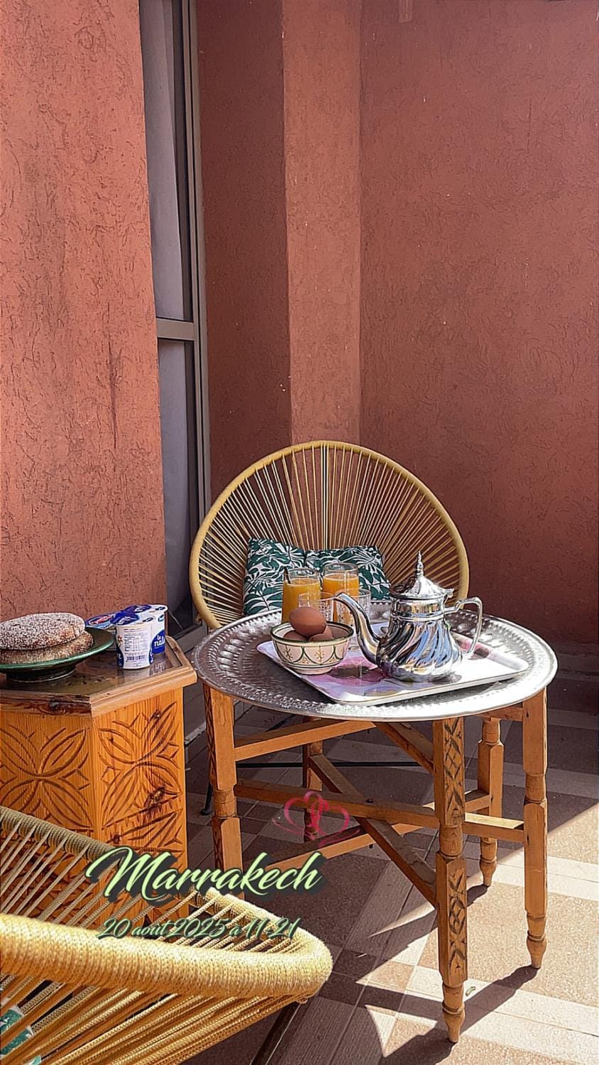 Sunny apartment with terrace in city center Apartment in Marrakesh