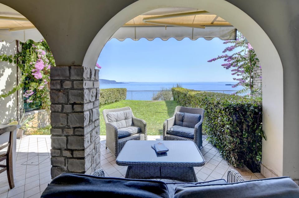 Garden, Garden, Balcony/Terrace, Garden view