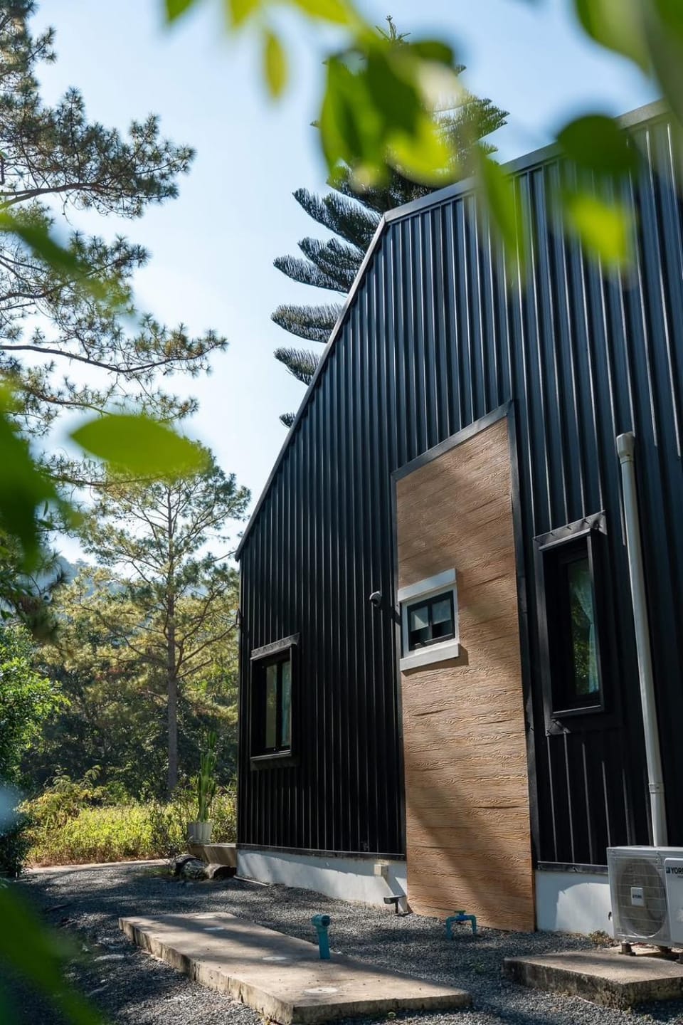 Property building, Natural landscape, Garden view, Mountain view, Area and facilities