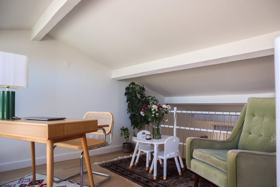 Family apartment with terrace and Calanques view Apartment in Marseille