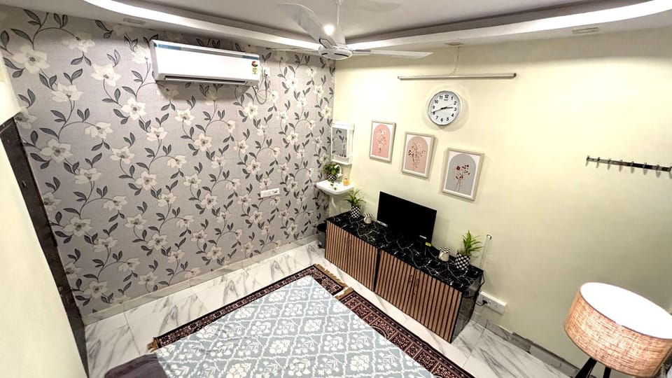 Apple Apartment in Kolkata