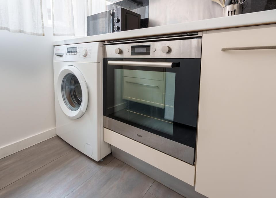 dishwasher, microwave, oven, washing machine, kitchen