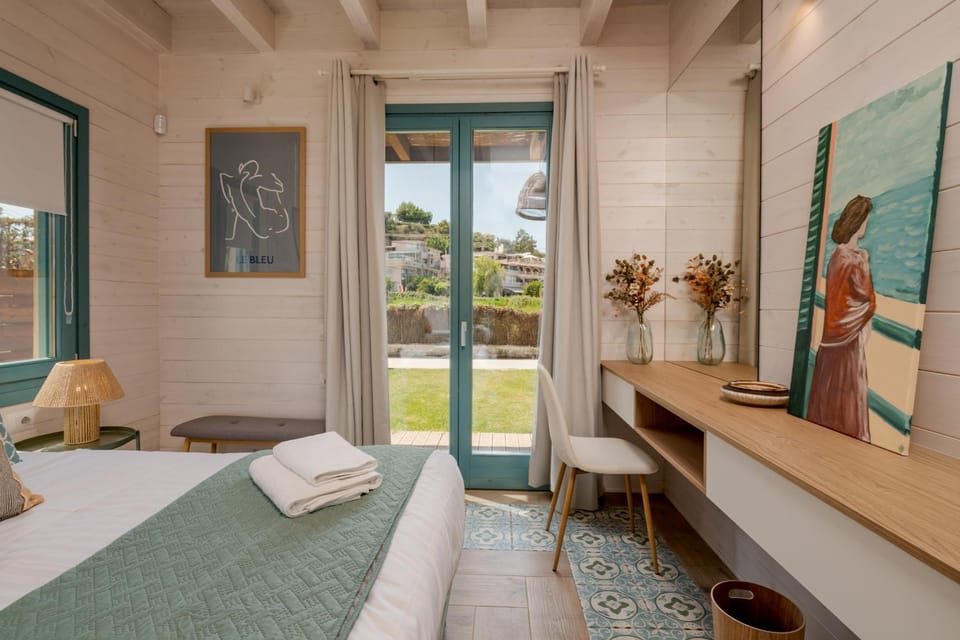 Bed, Bedroom, furniture