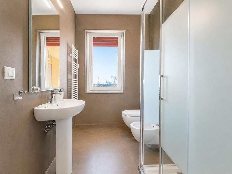 Shower, Toilet, Bathroom, bidet