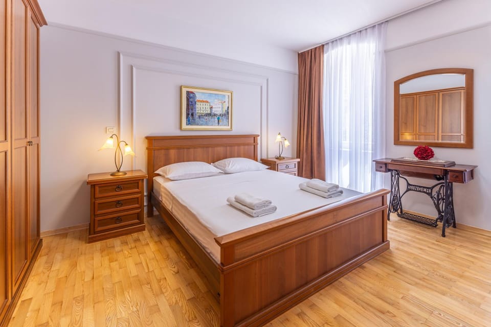 Heritage Piazza Residence Apartment in Split