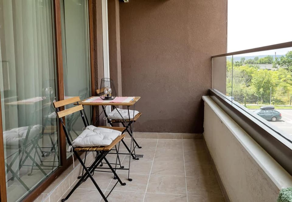 View (from property/room), Balcony/Terrace, Seating area