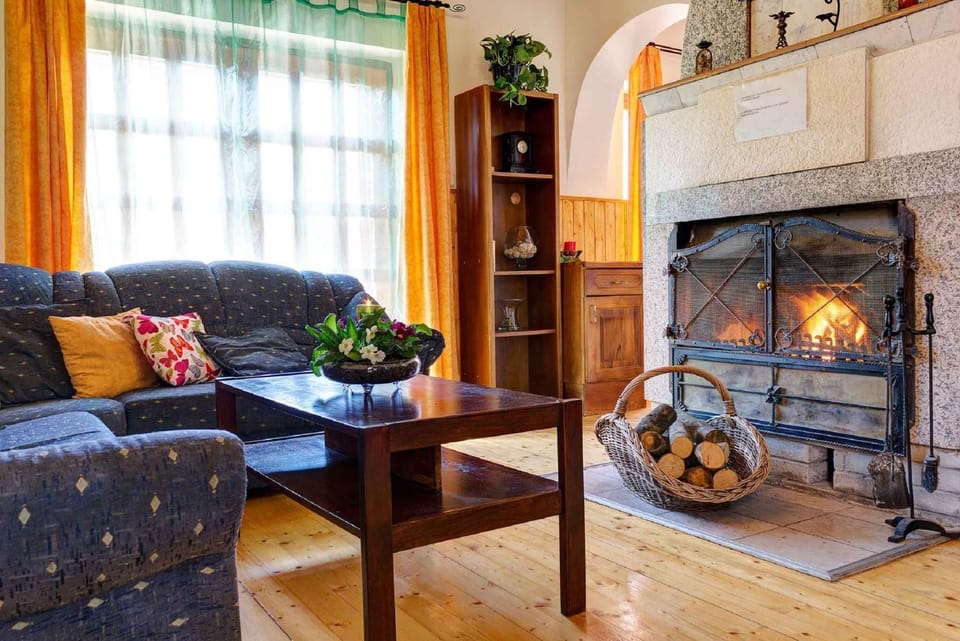 Living room, fireplace