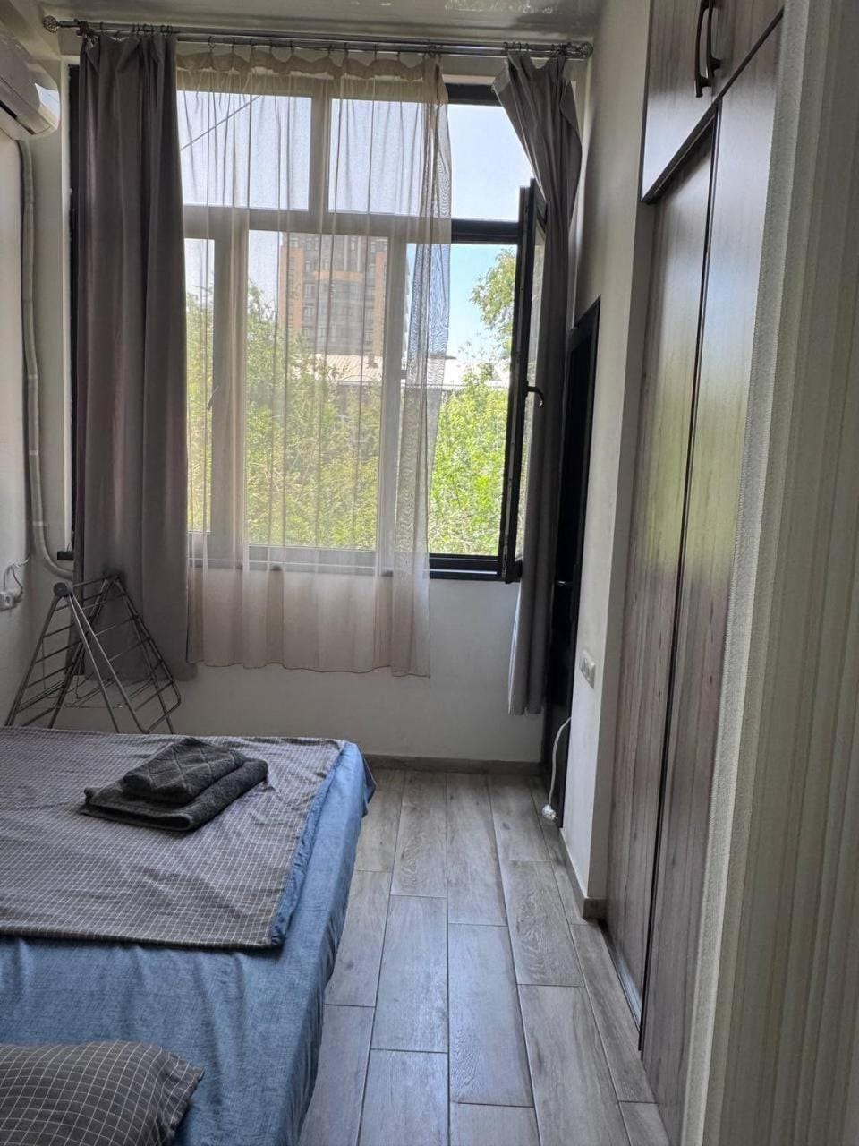 Bed, Bedroom, wardrobe