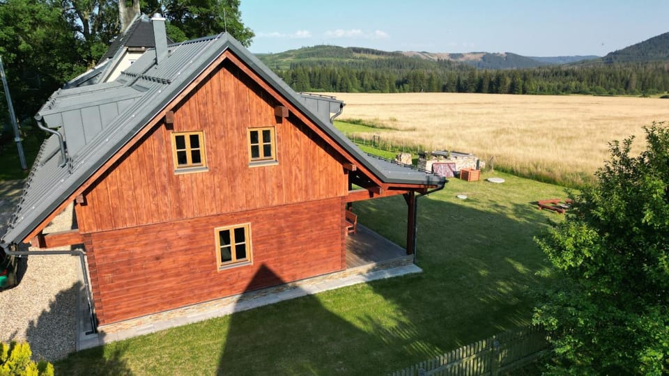 Roubenka Rejvíz 11 - Terrace & Mountain Views Chalet in Czechia