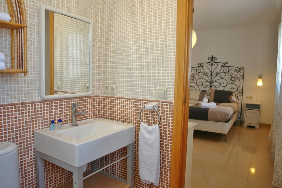 Bathroom, Bedroom