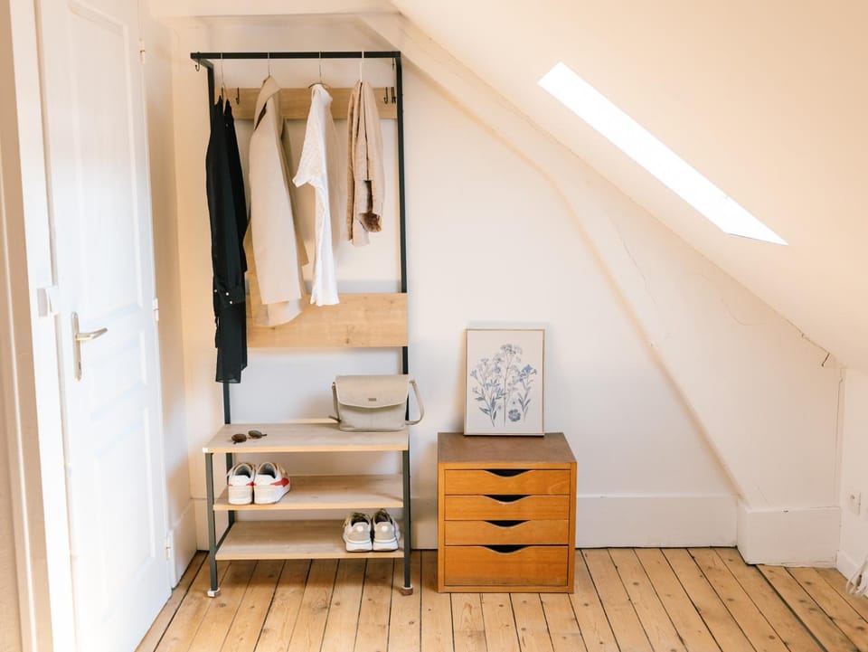 Bedroom, wardrobe