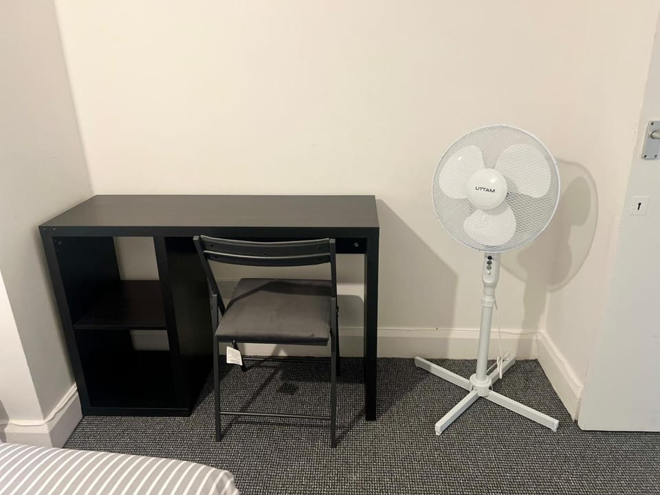 Cozy 2BR Flat - East Croydon Apartment in Croydon