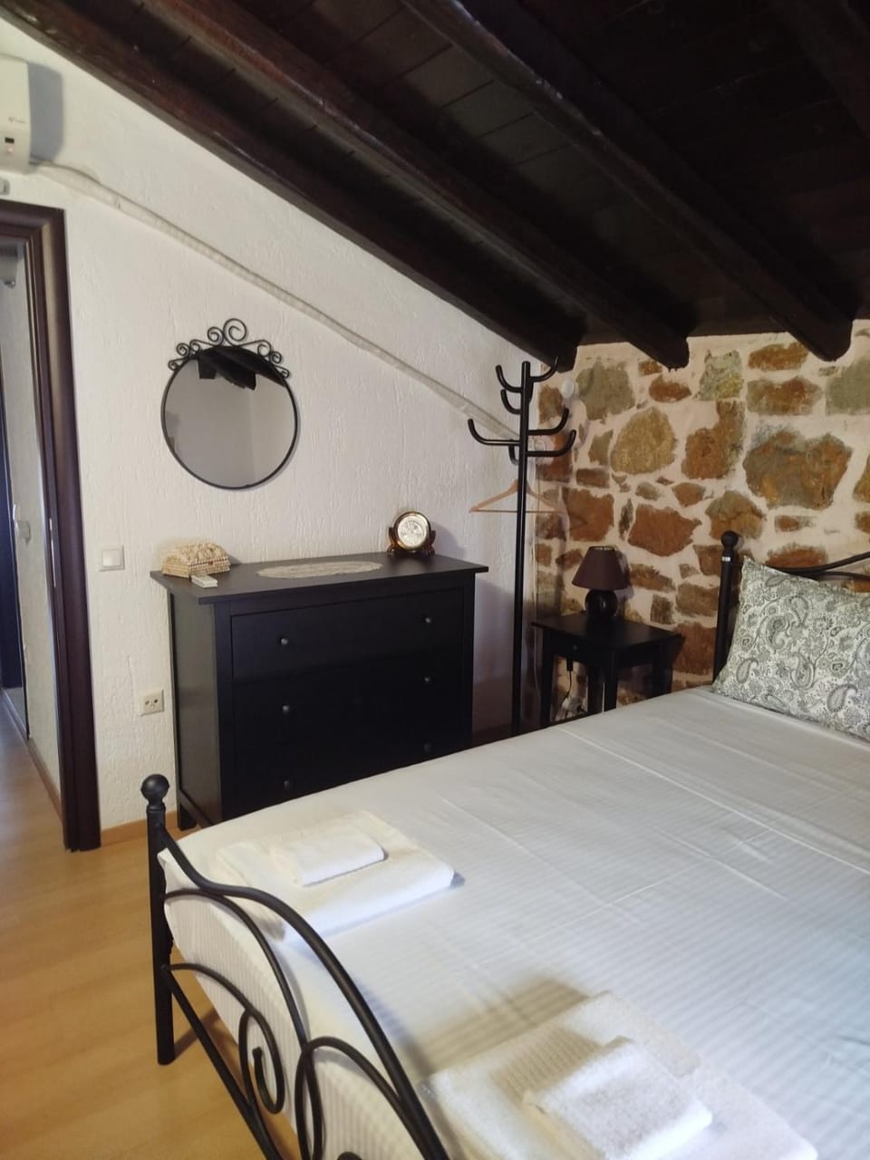 Lithos Villas Komitsa Villa in Halkidiki