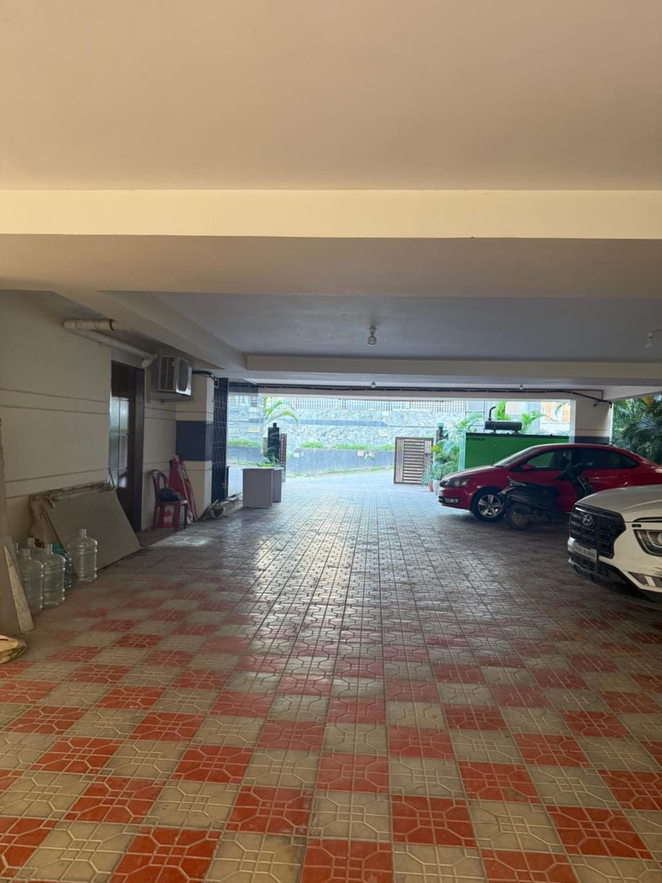 Premium Cozy Couple-Friendly Room - AC - Parking - WI-FI Apartment in Hyderabad