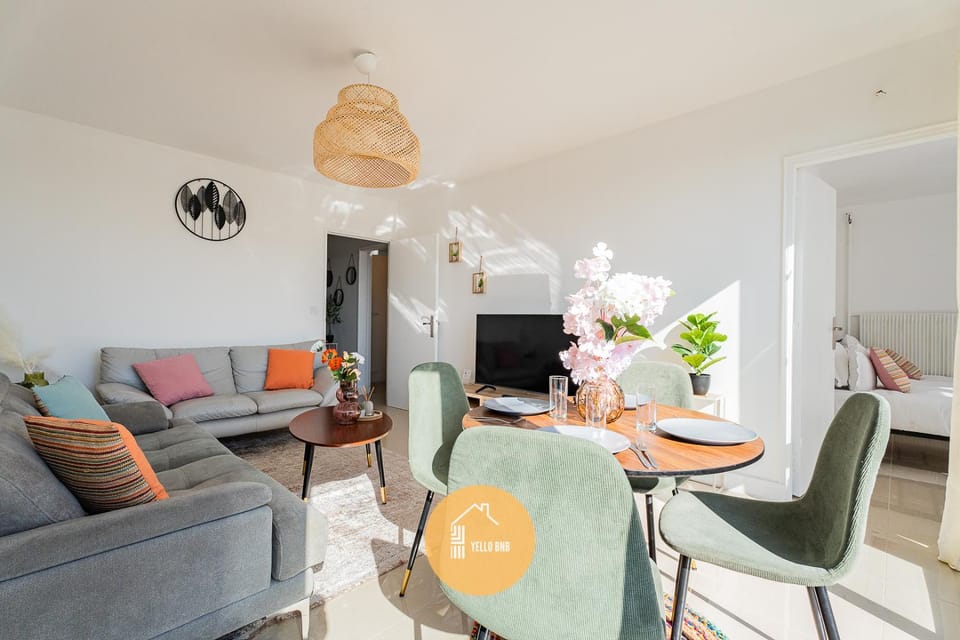 L'Ecrin de Villiers, vue sur la tour Eiffel, entre Paris & Disney, Accor Arena Apartment in Noisy-le-Grand