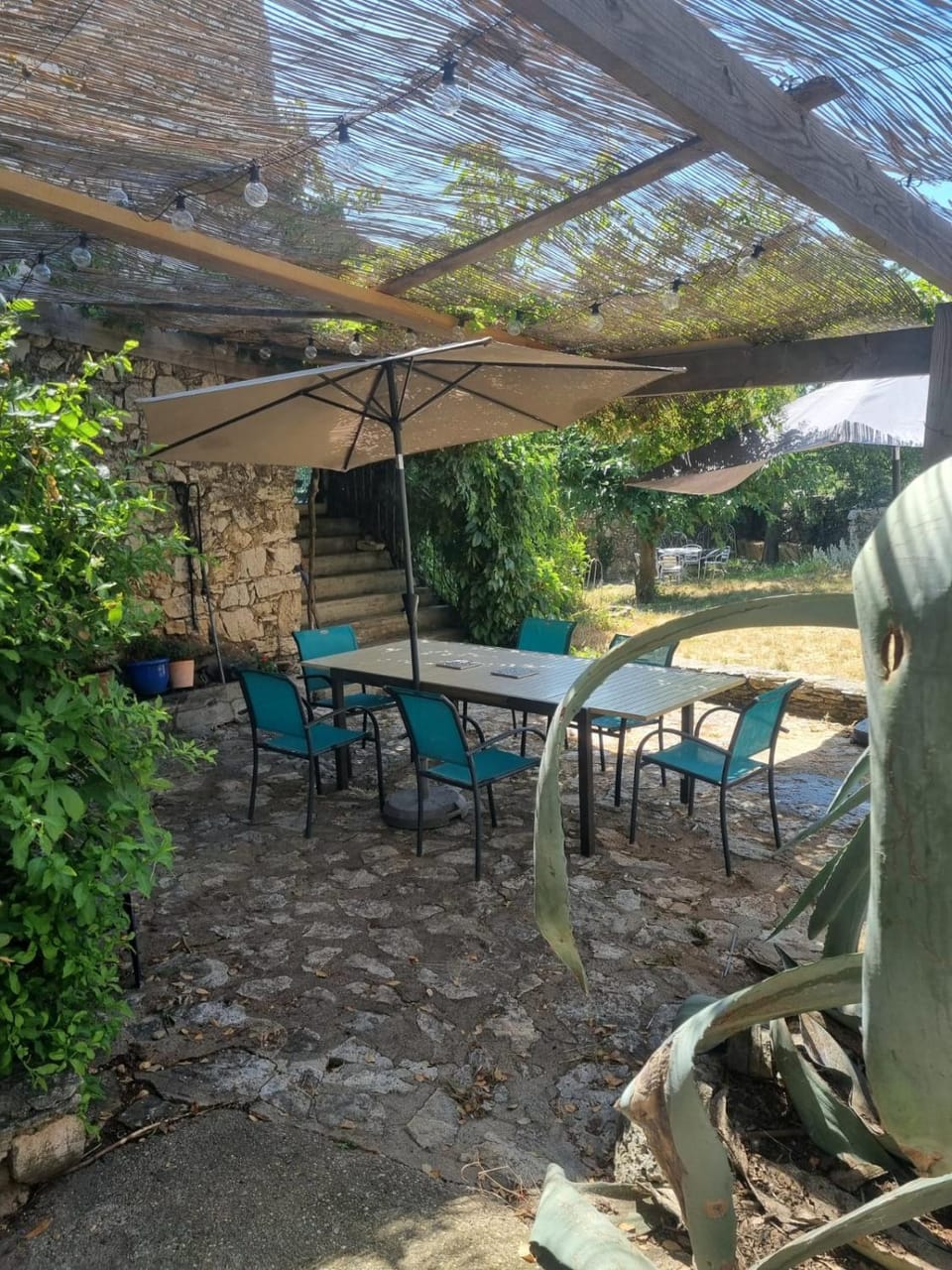 Le mas du pouzat chambre Sitelle Bed and Breakfast in Provence