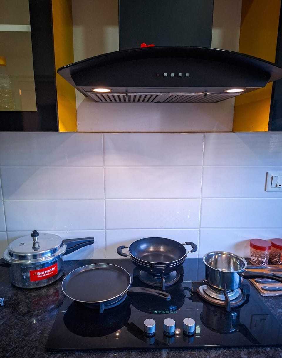 Kitchen or kitchenette, stove
