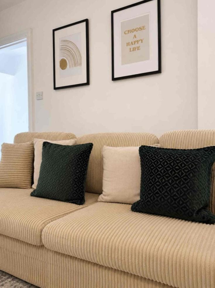 Amanda House - 3 Bedroom with Parking House in Metropolitan Borough of Solihull