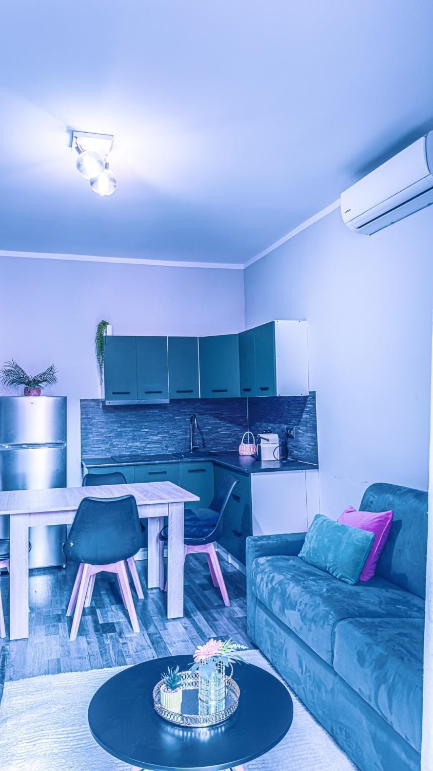 Residenza Santa Anastasia - Blu - City Centre Free Parking Lift AC Apartment in Verona