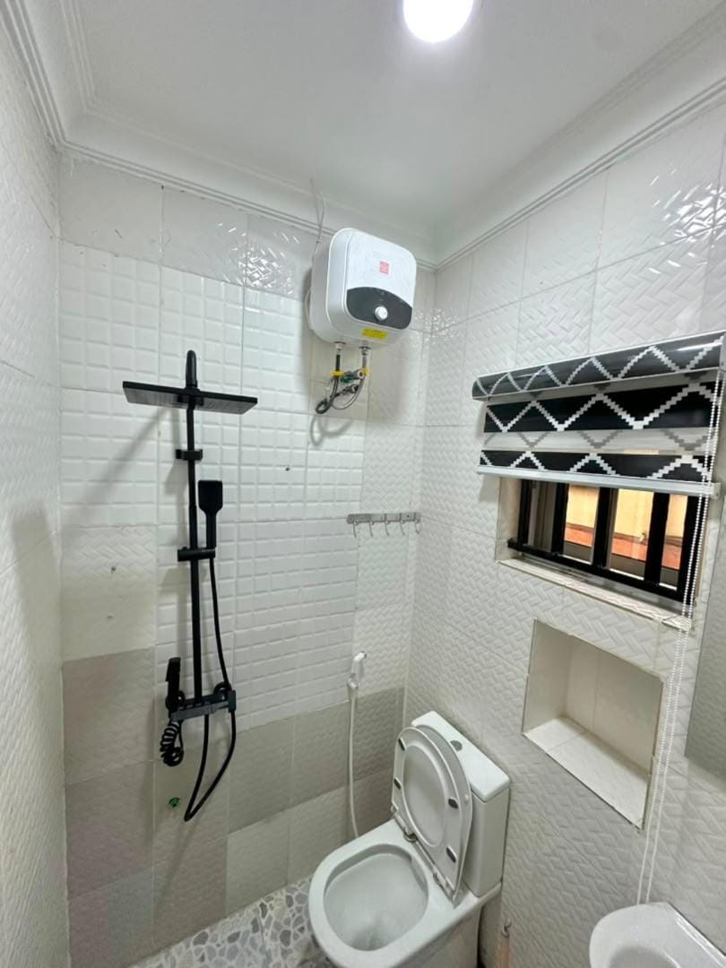 Shower, Toilet, Bathroom