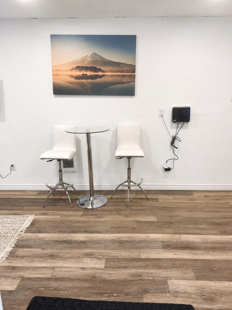 Seating area, Dining area