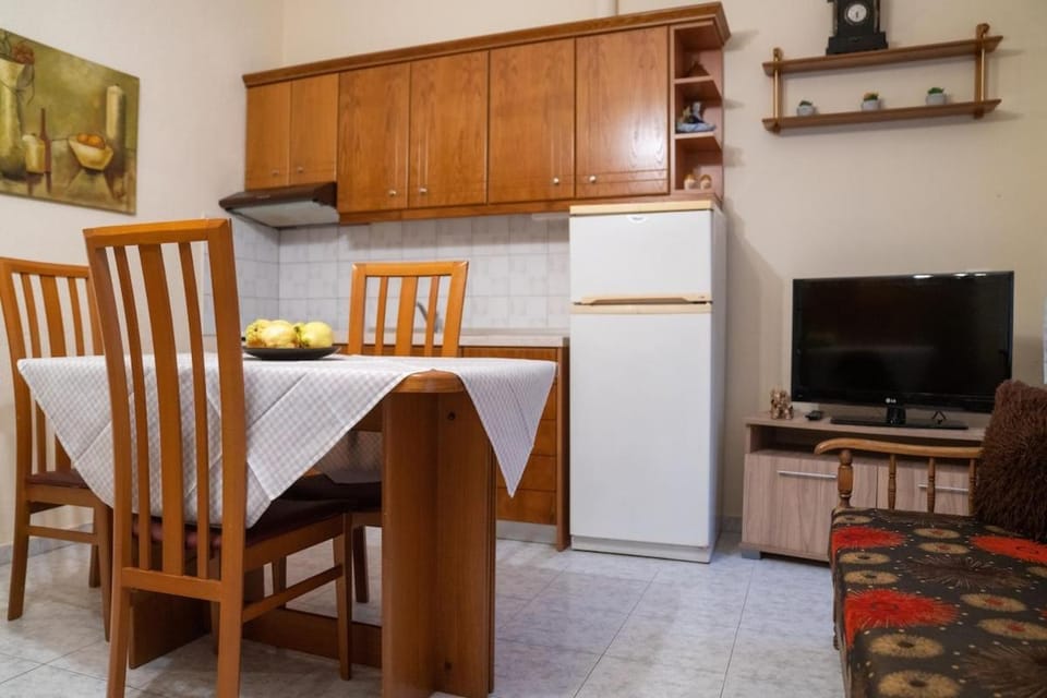 Apartment with courtyard and gazebo Apartment in Decentralized Administration of Macedonia and Thrace