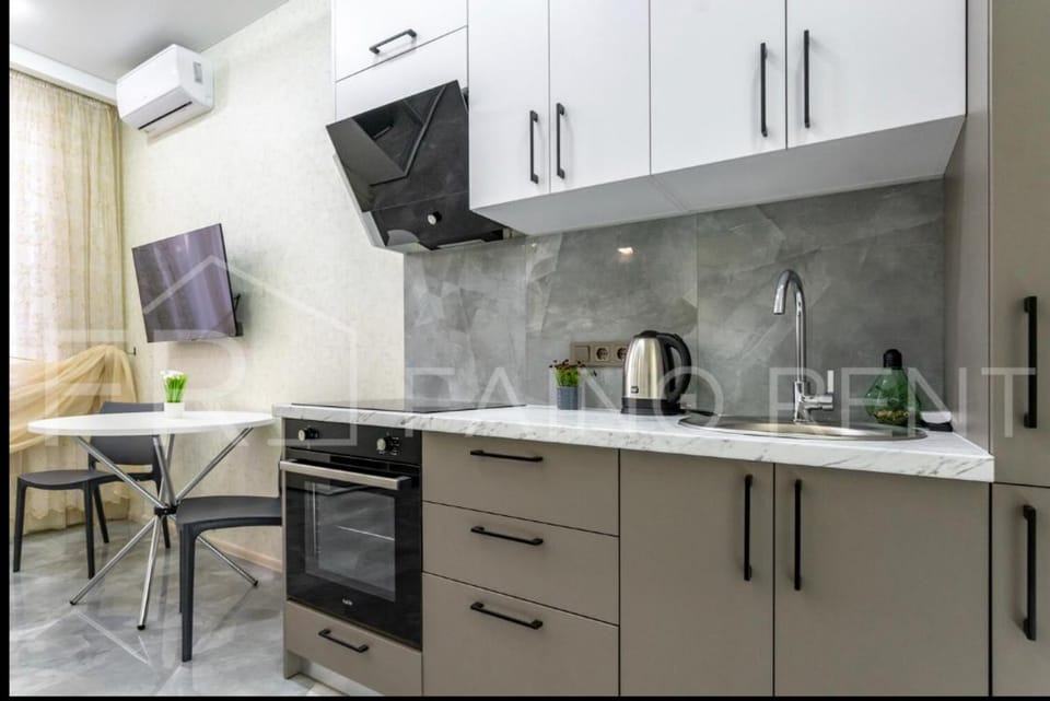 1k Світла квартира в Аркадії, 5 хв до моря 5011 fainorent Apartment in Odessa