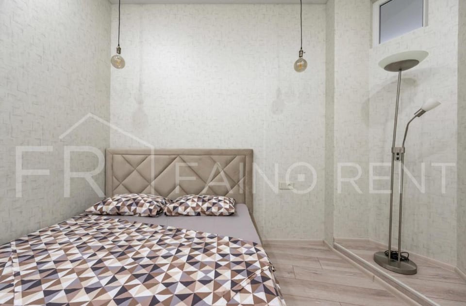 1k Світла квартира в Аркадії, 5 хв до моря 5011 fainorent Apartment in Odessa