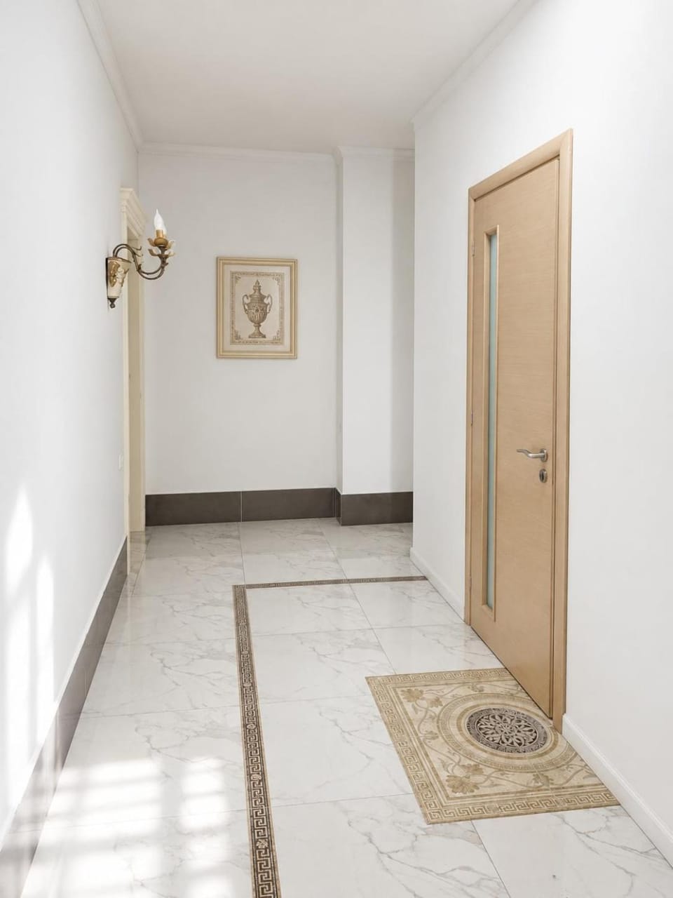 Luxury Executive Suite in Blloku Apartment in Tirana