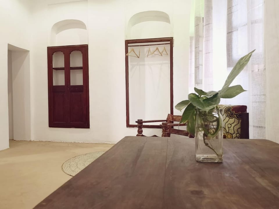 Seating area, Bedroom