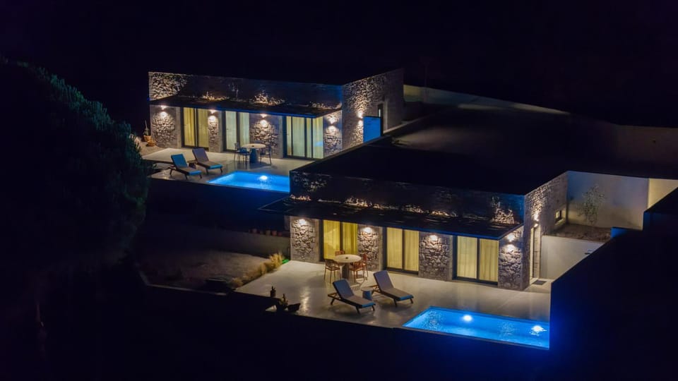 Nostos Seaside Luxury Apartments Villa in Decentralized Administration of the Aegean
